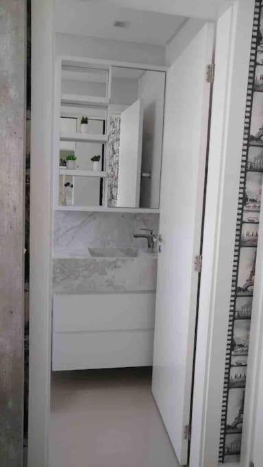 Apartamento 4 Suites, Piscina Exclusiva, Barra Sul, B.camboriu