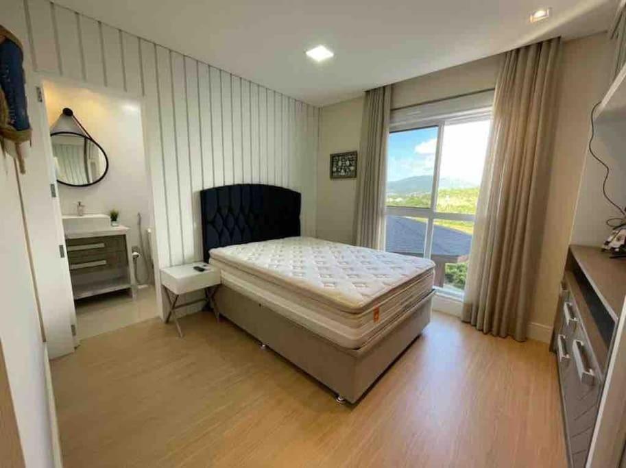Apartamento 4 Suites, Piscina Exclusiva, Barra Sul, B.camboriu Balneario Camboriu