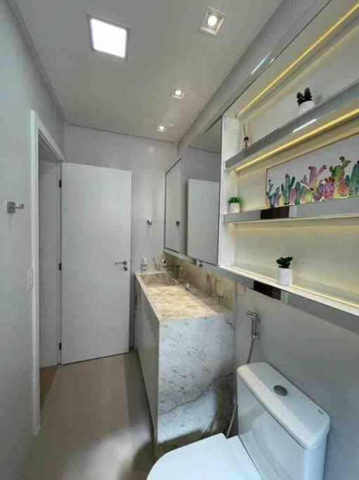 4 Suites, Piscina Exclusiva, Barra Sul, B.camboriu Apartamento