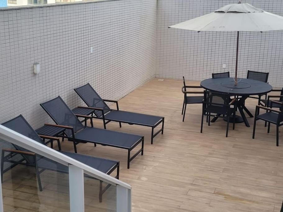 4 Suites, Piscina Exclusiva, Barra Sul, B.camboriu Apartamento